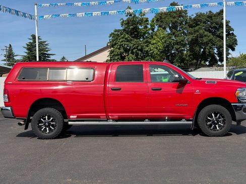 Used 2019 RAM 2500 Tradesman AWD/4WD image 3