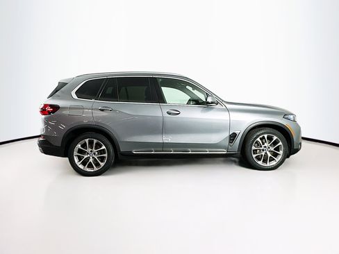 Used 2024 BMW X5 sDrive40i image 10