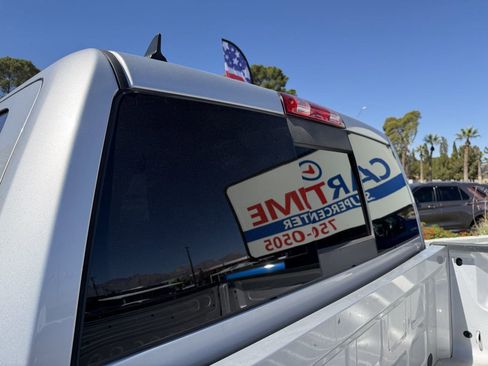 Used 2017 RAM 1500 Laramie image 10