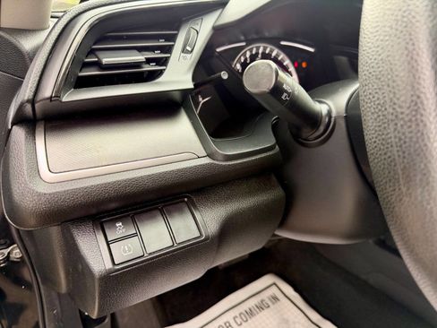 Used 2018 Honda Civic LX image 50