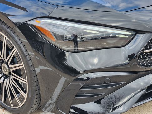 Certified 2024 Mercedes-Benz CLE 450 4MATIC Cabriolet image 7