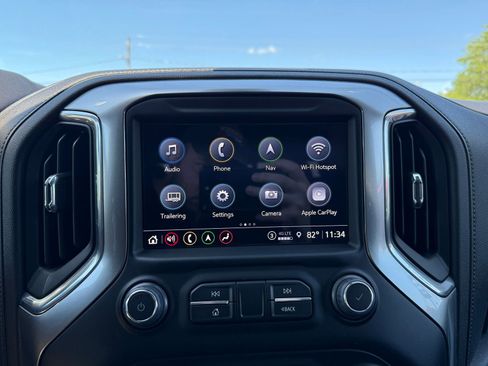 Certified 2022 Chevrolet Silverado 2500 LTZ w/ LTZ Plus Package AWD/4WD image 32