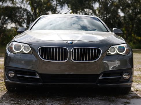Used 2015 BMW 528i Sedan image 17