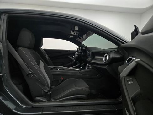 Used 2018 Chevrolet Camaro LT w/ RS Package image 28