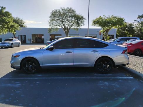 Used 2023 Honda Accord Sport image 8