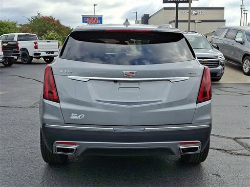 Used 2025 Cadillac XT5 Premium Luxury image 5