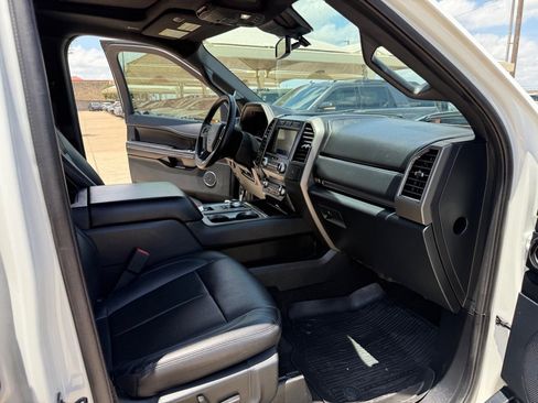 Used 2020 Ford Expedition XLT w/ Equipment Group 202A image 15