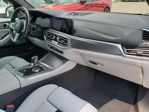 Used 2022 BMW X5 M w/ Executive Package AWD/4WD image 21