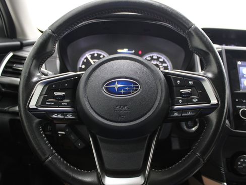 Used 2023 Subaru Forester Premium AWD/4WD image 31
