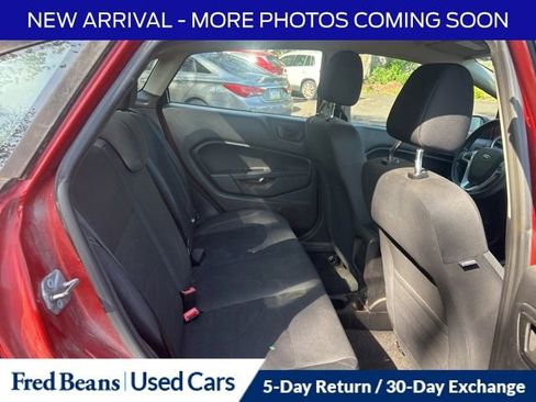 Used 2018 Ford Fiesta SE w/ Cold Weather Package FWD image 11