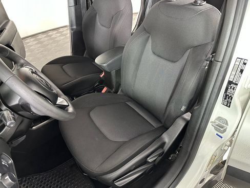 Used 2023 Jeep Renegade Latitude image 21