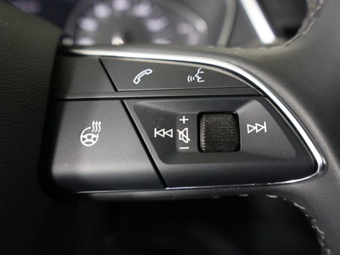 Used 2023 Audi Q5 2.0T Premium image 32