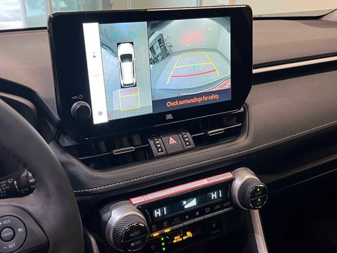 New 2025 Toyota RAV4 Limited image 27