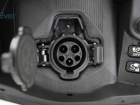 Used 2026 Nissan Leaf Platinum+ FWD image 10