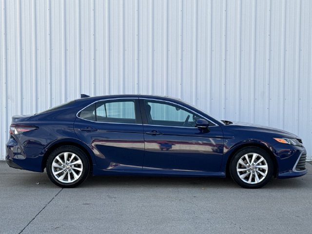 Used 2024 Toyota Camry LE w/ Convenience Package FWD image 3