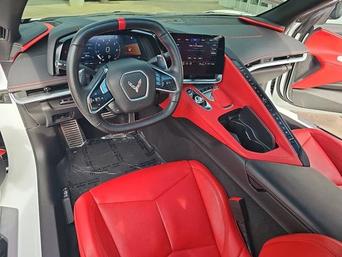Used 2021 Chevrolet Corvette Stingray Preferred Cpe w/ Z51 Performance Package RWD image 16