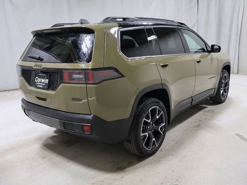 New 2026 Jeep Cherokee Overland image 7