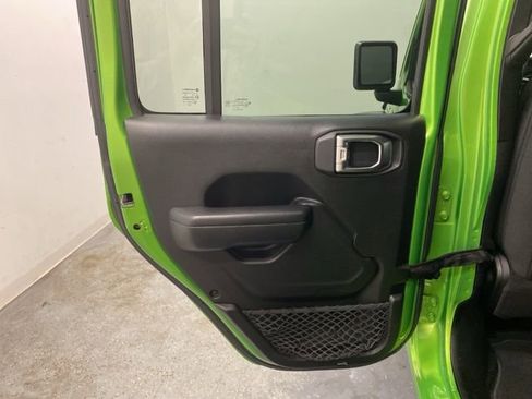 Used 2018 Jeep Wrangler Unlimited Sport S image 20