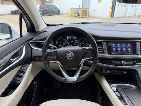 Used 2024 Buick Enclave Avenir w/ Avenir Technology Package image 2