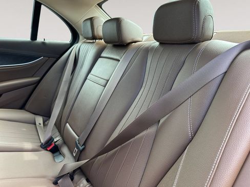 Used 2020 Mercedes-Benz E 450 4MATIC Sedan image 13