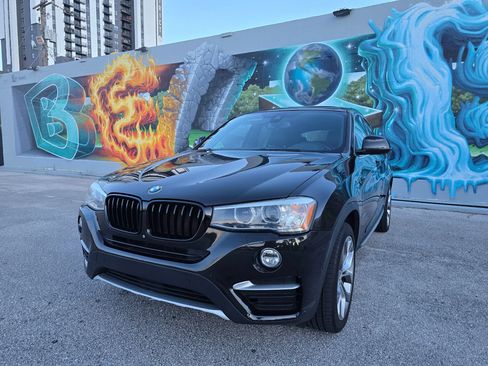 Used 2018 BMW X4 xDrive28i AWD/4WD image 2