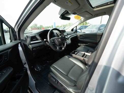 Used 2025 Honda Odyssey EX-L image 8