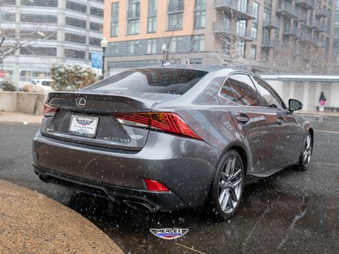 Used 2017 Lexus IS 300 F Sport w/ F Sport Package image 7