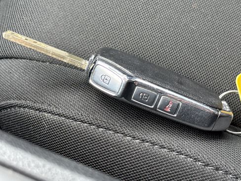 Used 2023 Kia Sportage LX AWD/4WD image 28