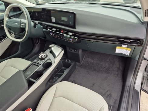 New 2025 Kia EV6 Wind image 14