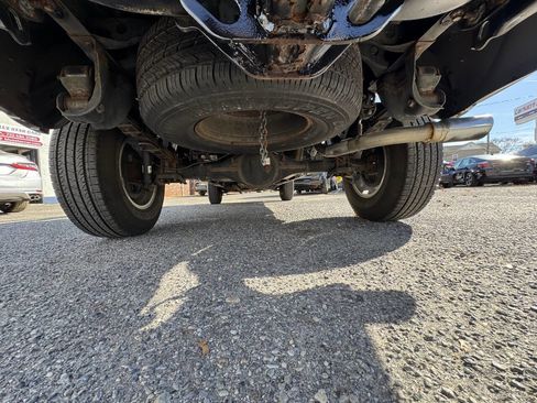 Used 2016 Toyota Tacoma SR5 w/ SR5 Appearance Package (SN) image 67