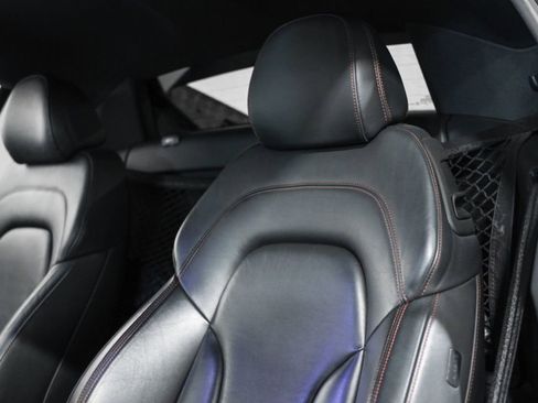 Used 2014 Audi R8 V8 image 40