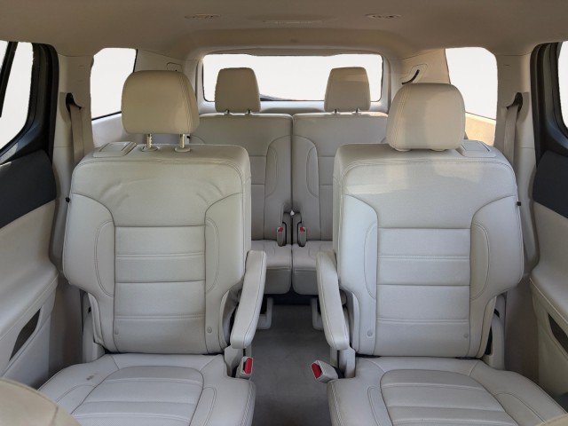 Used 2023 GMC Acadia Denali AWD/4WD image 8