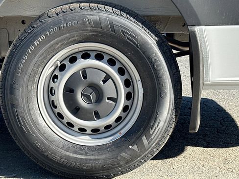 New 2026 Mercedes-Benz Sprinter 2500 image 26