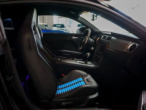 Used 2012 Ford Mustang Shelby GT500 w/ Electronics Pkg image 28