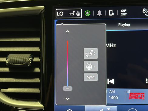 Used 2024 Chrysler Pacifica Touring-L FWD image 32