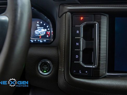 Used 2022 GMC Yukon Denali image 17