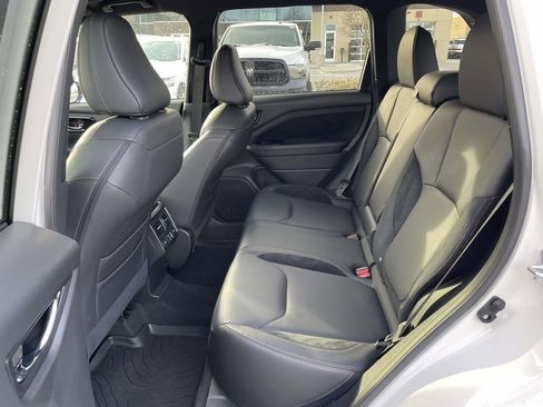 Certified 2025 Subaru Forester Touring w/ Protection Package image 3