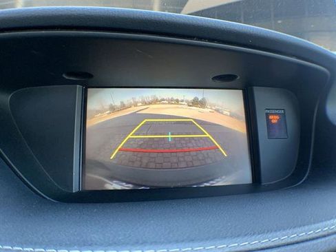 Used 2018 Lexus ES 350 w/ Luxury Package w/Wood Trim image 17