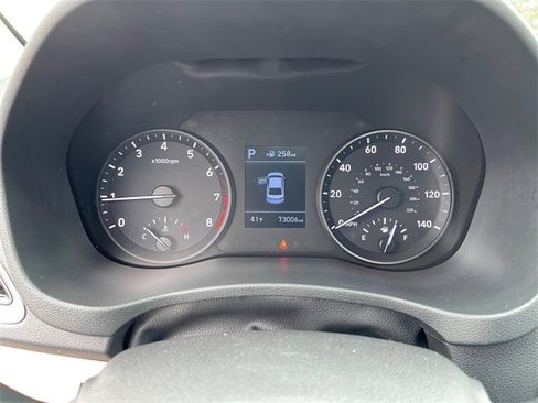 Used 2022 Hyundai Accent Limited image 33