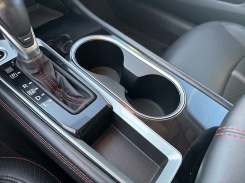 Used 2024 Nissan Altima 2.5 SR image 19