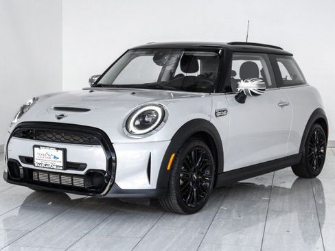 Used 2022 MINI Cooper S FWD image 4