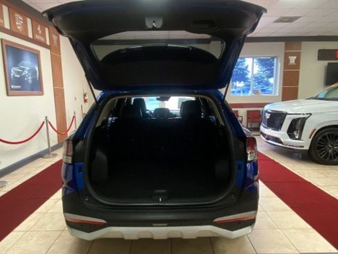 Used 2023 Kia Sportage EX FWD image 7
