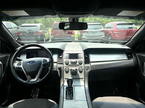 Used 2016 Ford Taurus SEL image 17