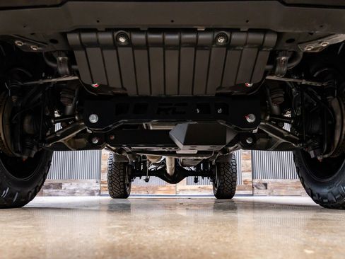 Used 2024 GMC Sierra 2500 AT4 w/ AT4 Premium Plus Package image 14