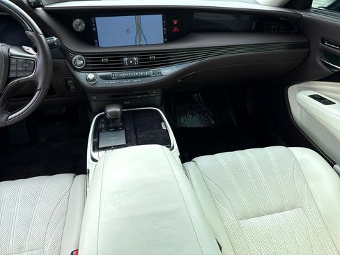 Used 2018 Lexus LS 500 image 38