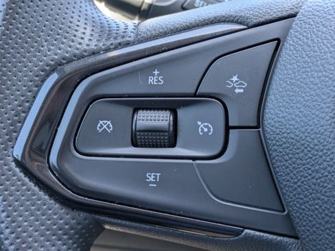 Used 2024 Chevrolet Trax LS w/ LS Convenience Package FWD image 22