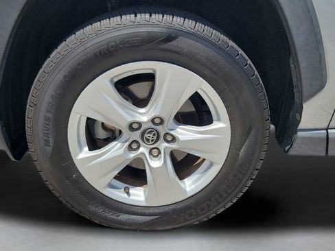 Certified 2020 Toyota RAV4 XLE FWD image 15