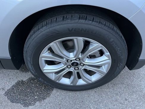 Used 2024 Ford Edge Titanium image 16