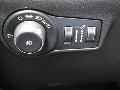 Used 2022 Jeep Compass Latitude image 22