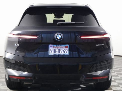 Used 2024 BMW iX xDrive50 w/ Sport Package AWD/4WD image 5